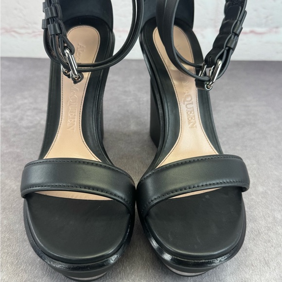Alexander McQueen Black Leather Trompe L’oeil Wedge Strappy Sandals 8.5 - Picture 5 of 16